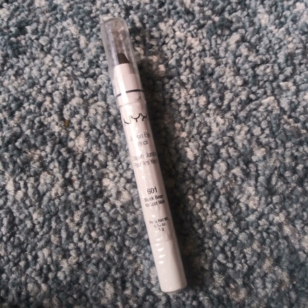 NYX Jumbo Eye Pencil in #601 "Black Bean" NWT